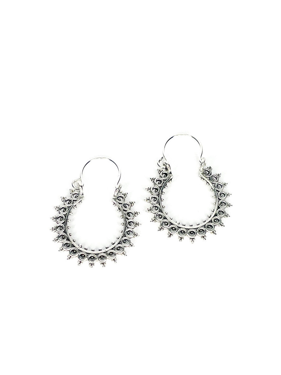 Silver earrings 26 x 20