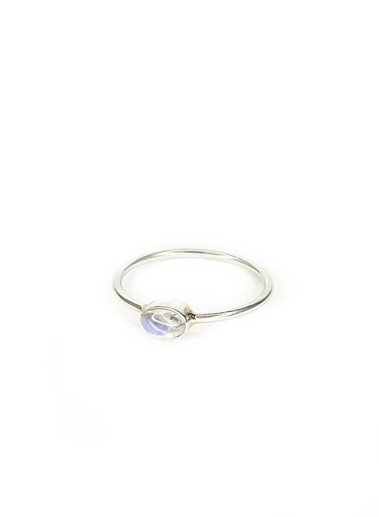 Oval moonstone silver ring