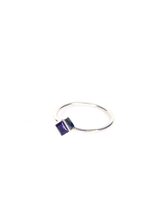 Square amethyst silver ring