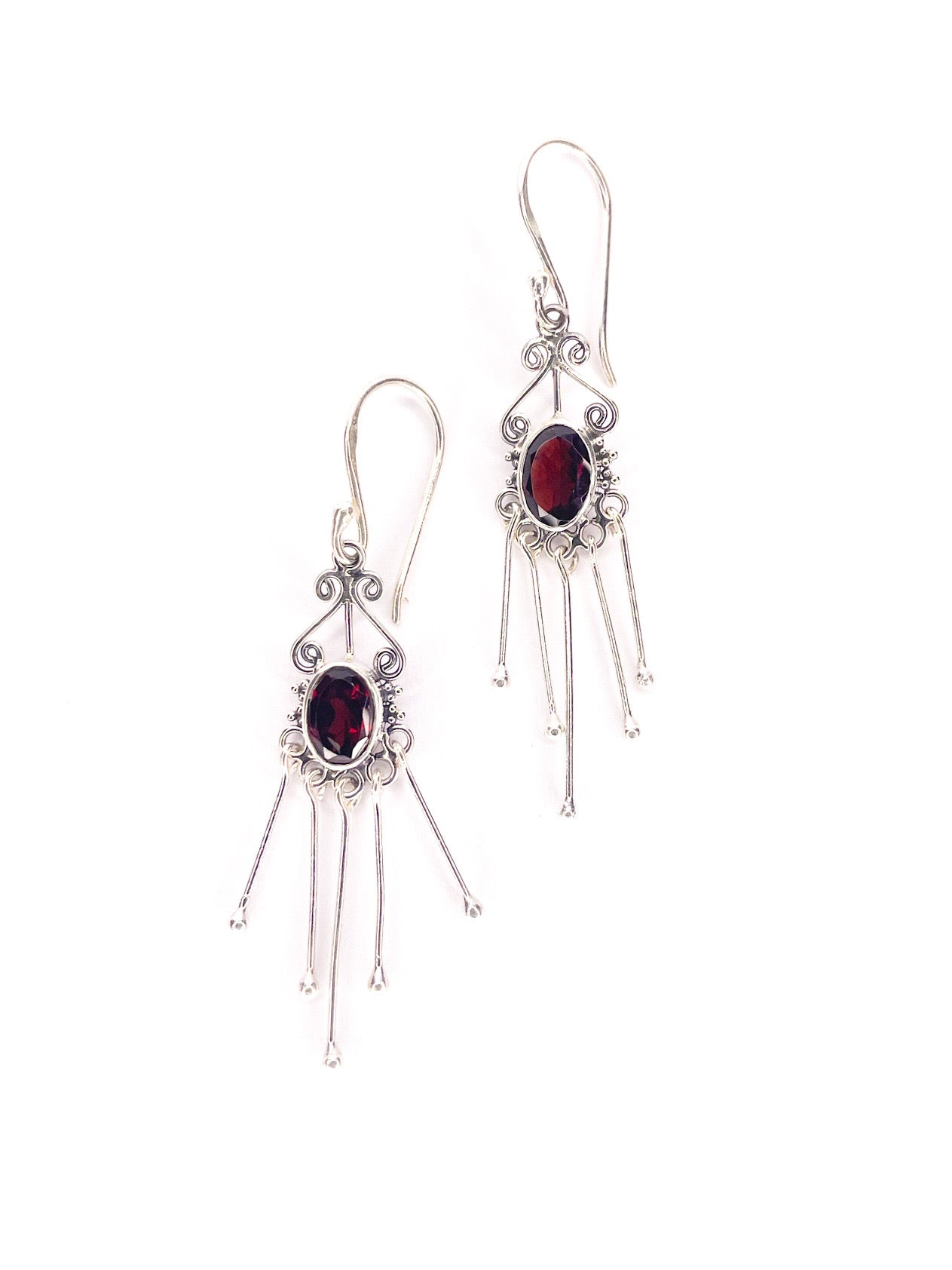 Bali Bali Garnet silver drop earrings
