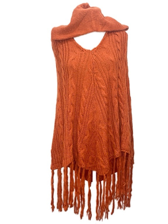 Poncho with cables, hoody & tassels