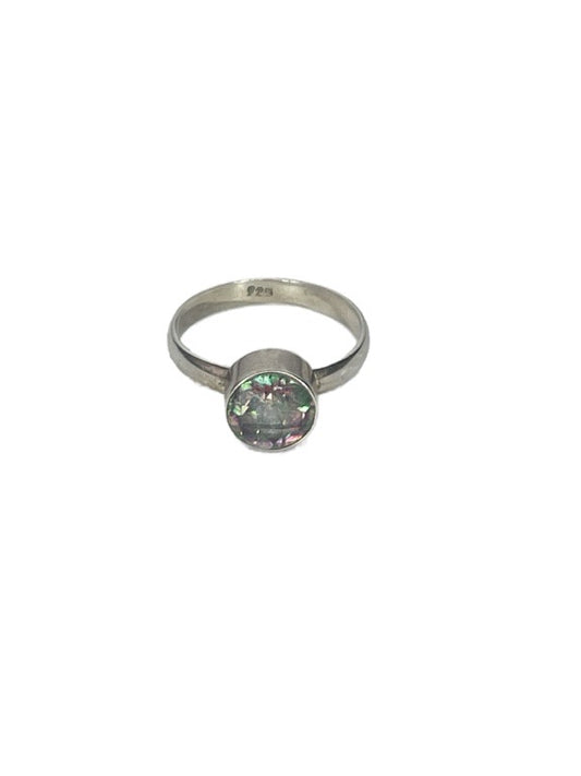❤Round stone faceted silver ring