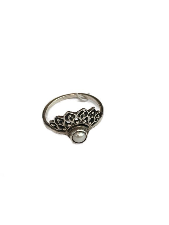Pearl lace design silver ring