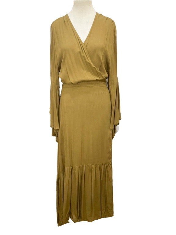 ❤Wrap dress with long flared sleeve - various