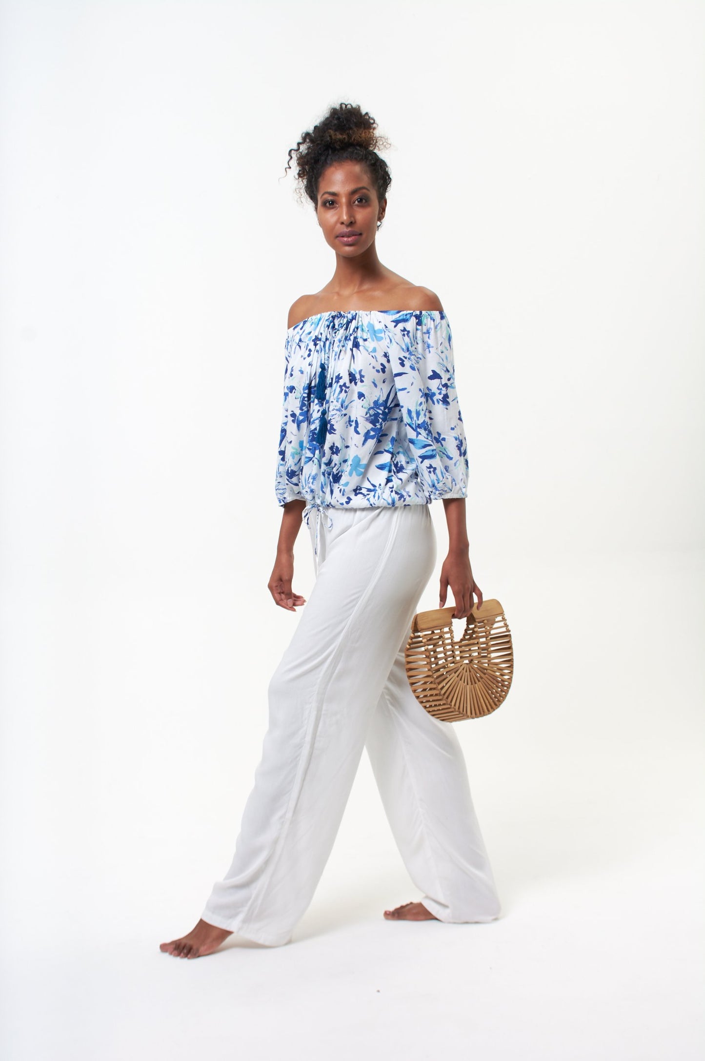Long pants with bead detail on drawstring - white