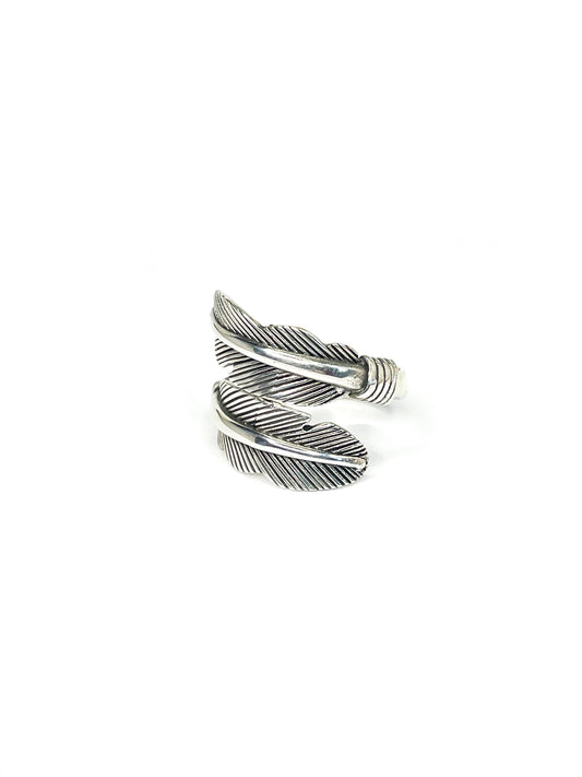 Double feather spiral ring