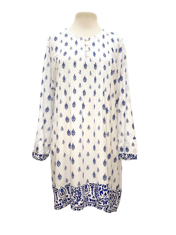 Bibi pin-tuck top with 3/4 sleeve