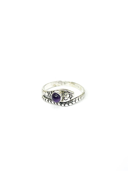 Snake silver ring with amethyst stone