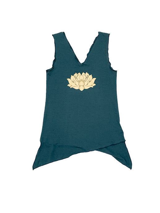 Tank top - asymmetrical hem