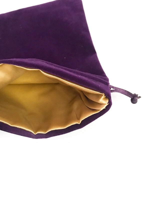 Velvet deck pouch