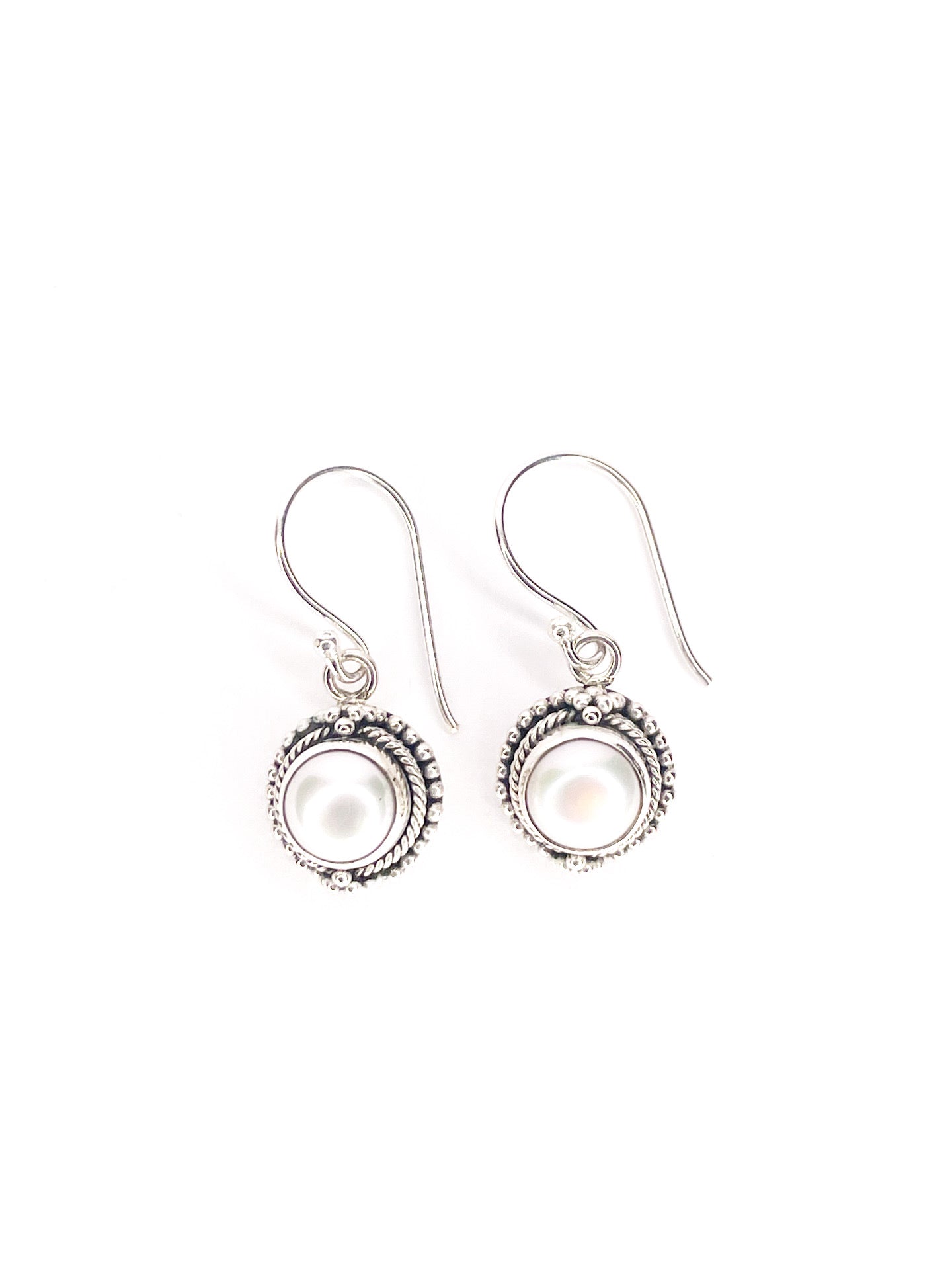 Pearl silver drop earrings