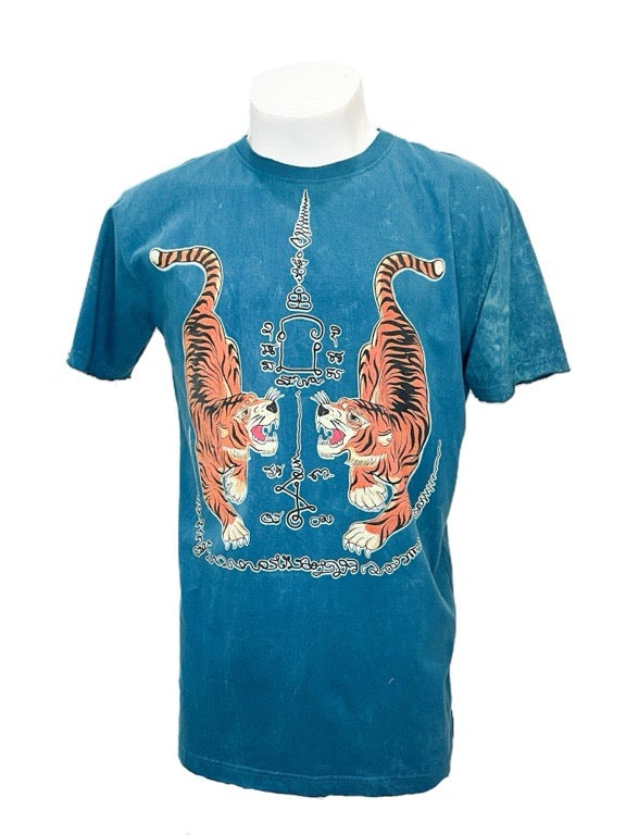 "Tigers" turquoise colour print cotton tee shirt - Large 56cm 1/2 chest