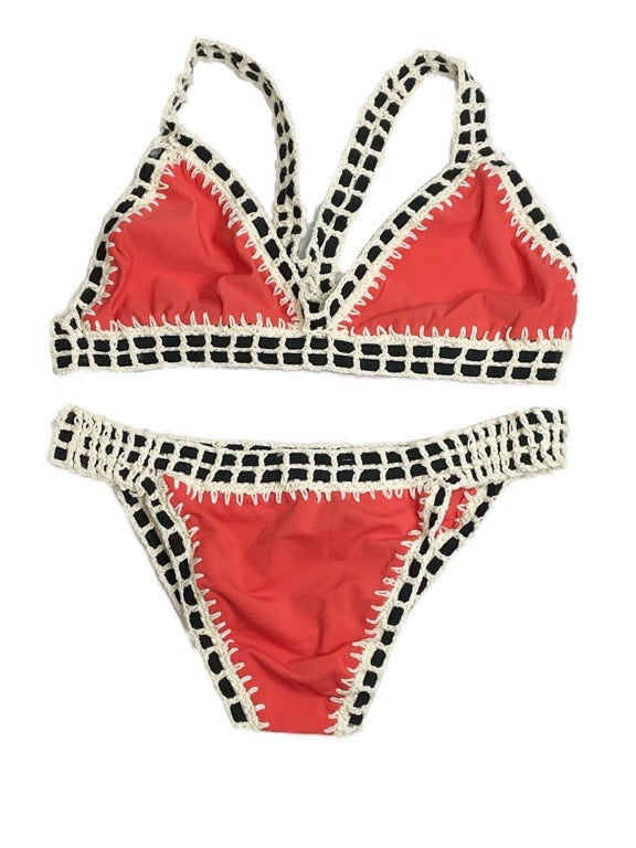 Bikini with contrast crochet trim - various