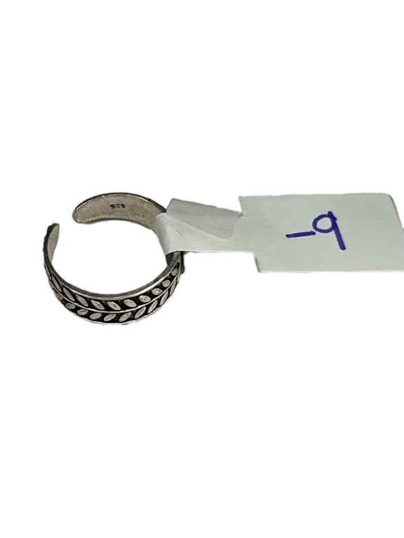 Silver toe rings-various patterns