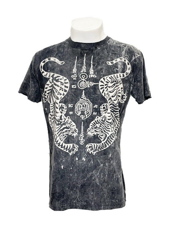 "Tigers" black cotton tee shirt - medium 1/2 chest 54cm