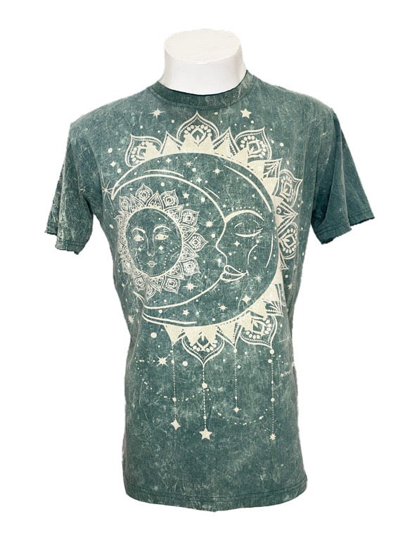 "Sun & Moon" green cotton tee shirt - medium 1/2 chest 54cm