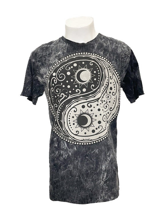 "Yin Yang" black cotton tee shirt - Large 56cm 1/2 chest