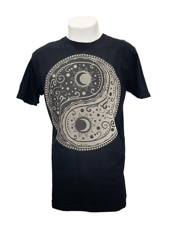 "Yin Yang" solid black cotton tee shirt - Large 56cm 1/2 chest