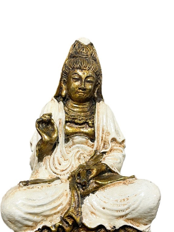 ❤ Kuan Yin Statue-middle