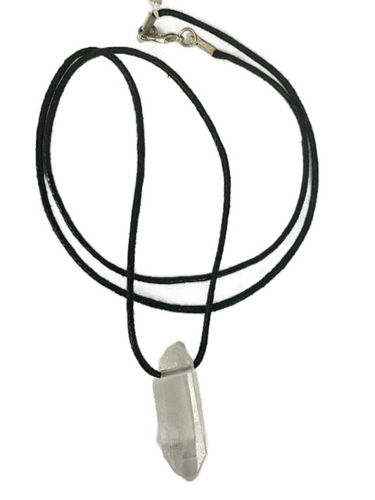 Clear quartz pendant - 35mm