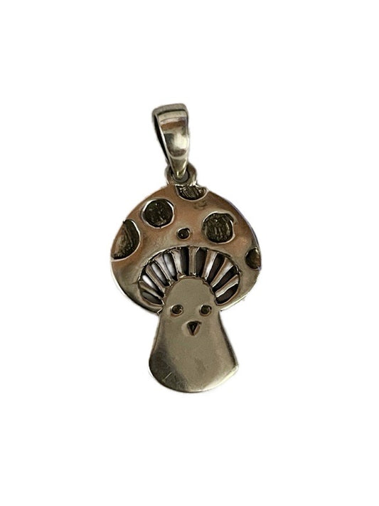 Mushroom pendant silver