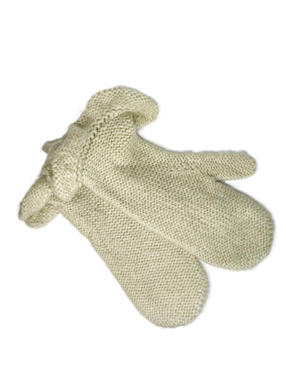 Mittens with fanned edge - various ST12